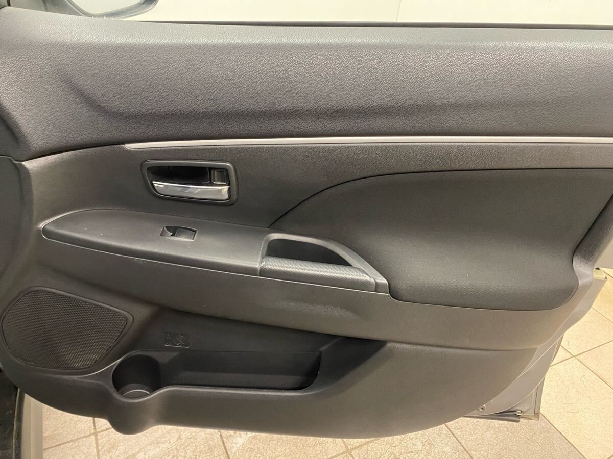 Mitsubishi ASX Invite 2012 г.в., 285 000 км.