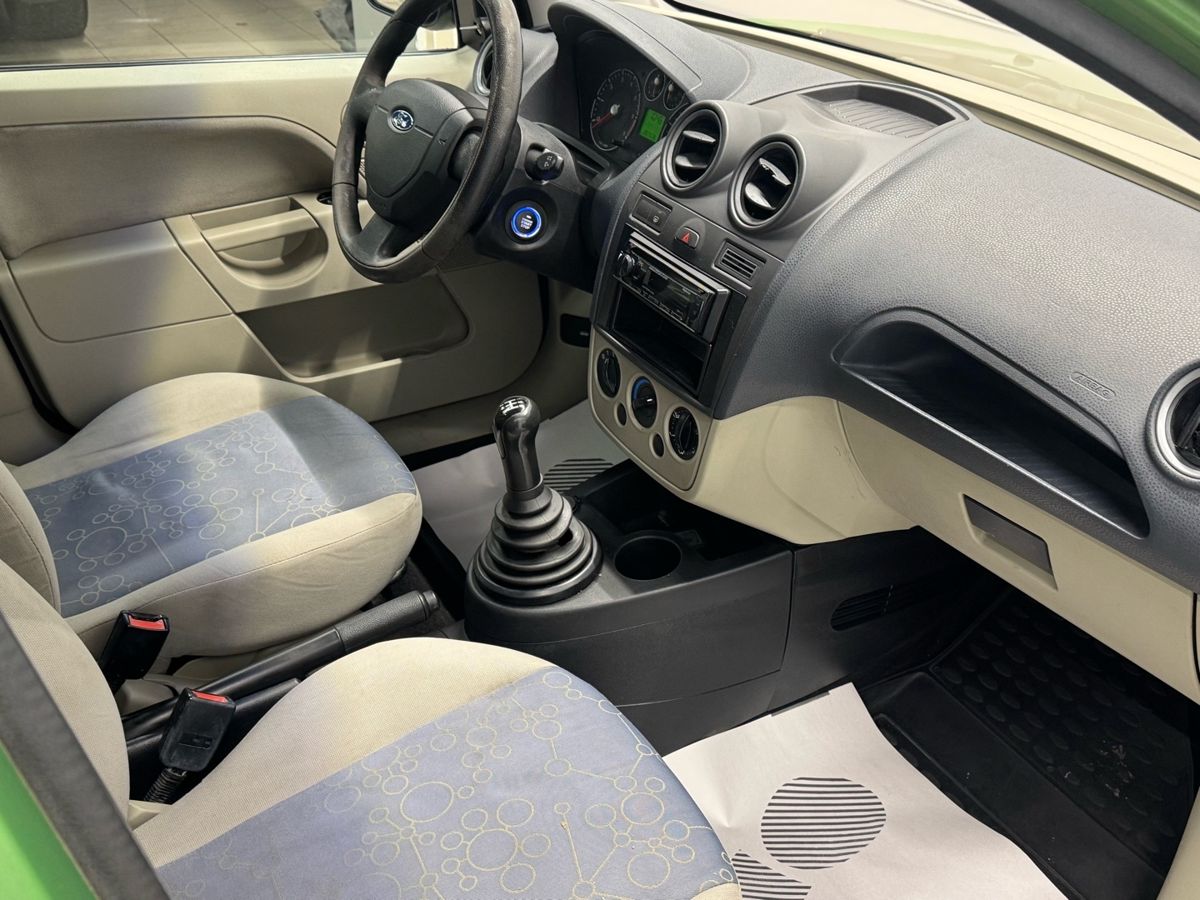 Ford Fiesta 999 2008 г.в., 207 000 км.