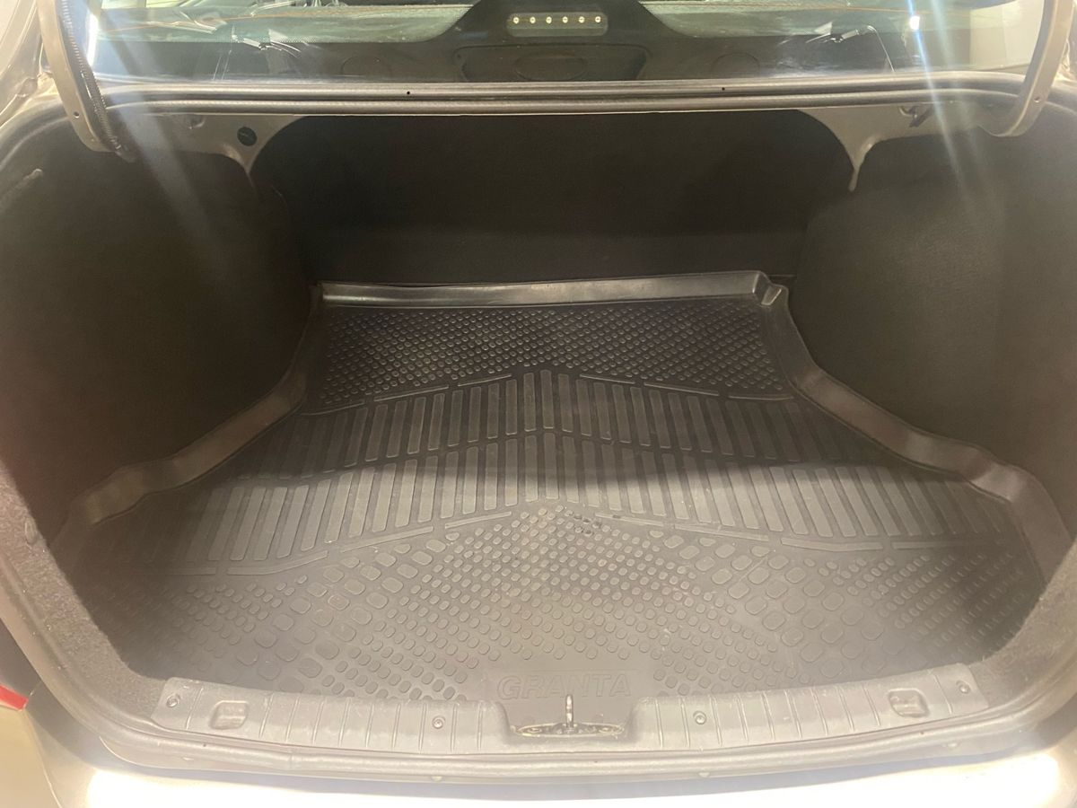 Lada Granta Classic 21901-51-212 (010) 2017 г.в., 110 000 км.