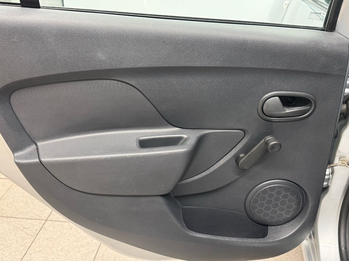 Renault Logan Access 2021 г.в., 80 964 км.