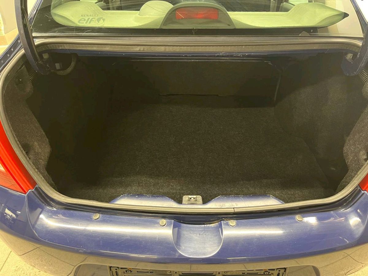 Renault Symbol 999 2011 г.в., 177 000 км.