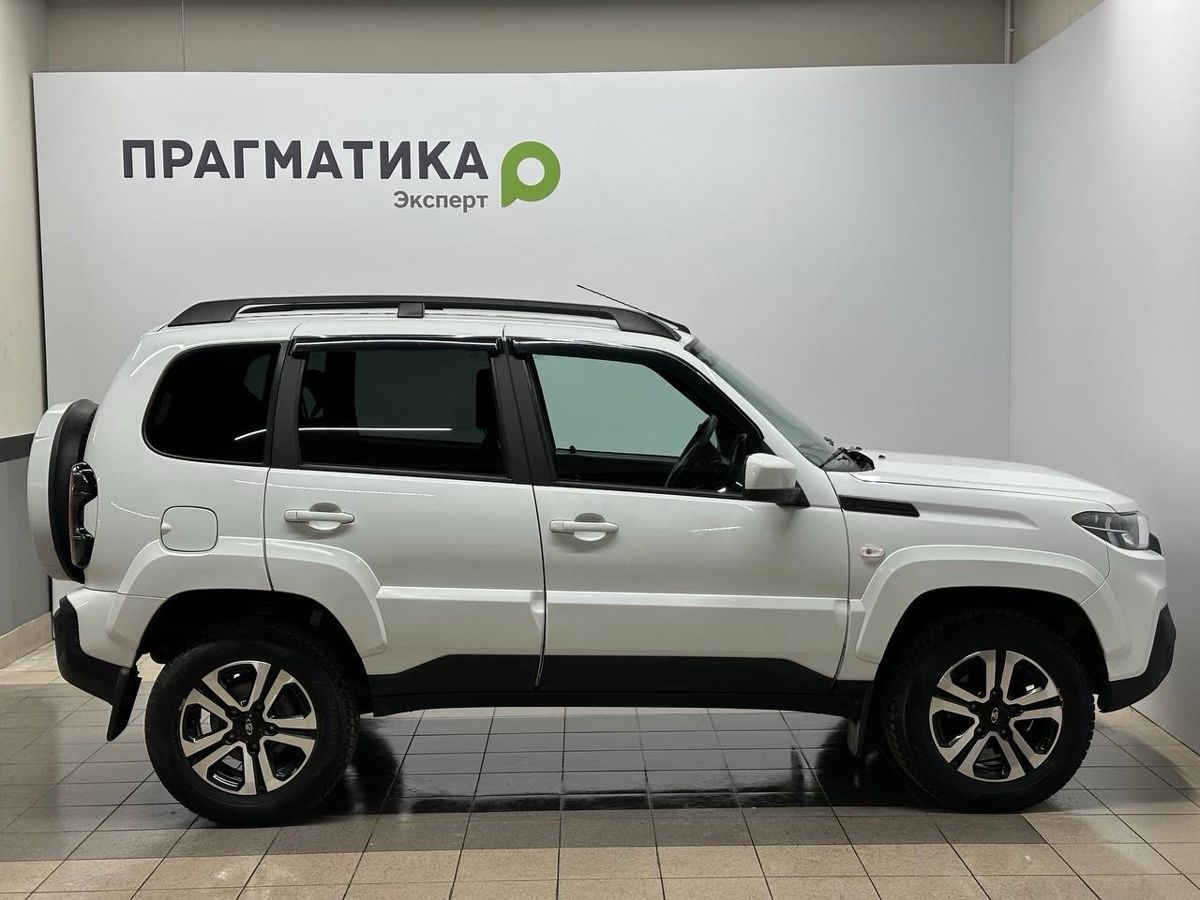 Lada Niva Travel Luxe'24 2024 г.в., 31 448 км.