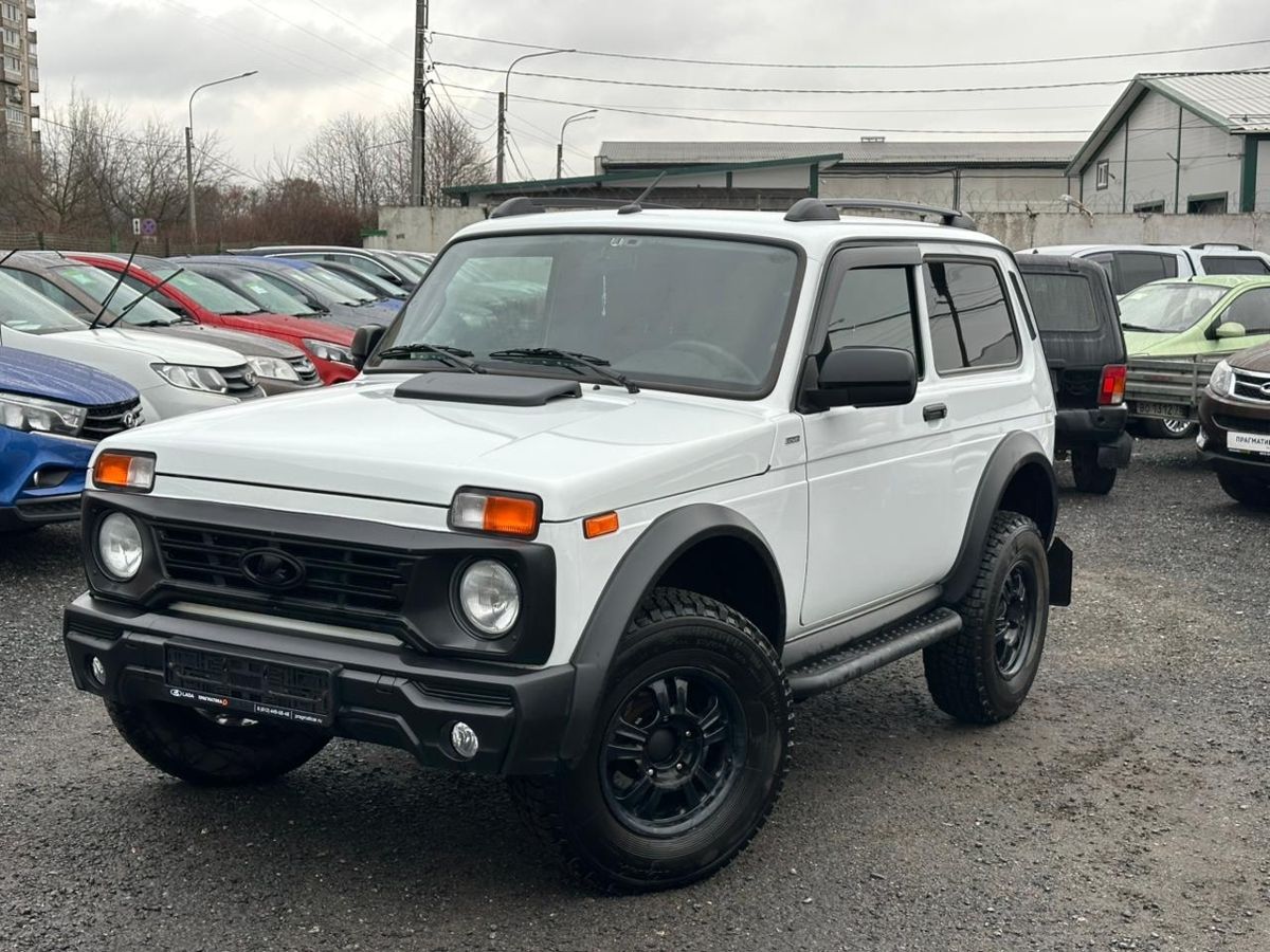 Lada Niva Legend