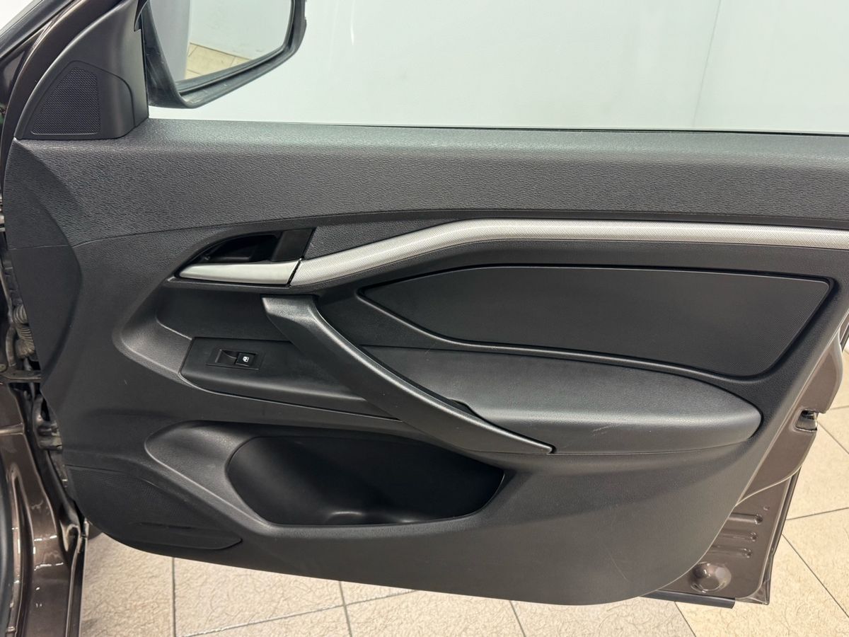 Lada Vesta Luxe (2019-2021) 2022 г.в., 71 500 км.