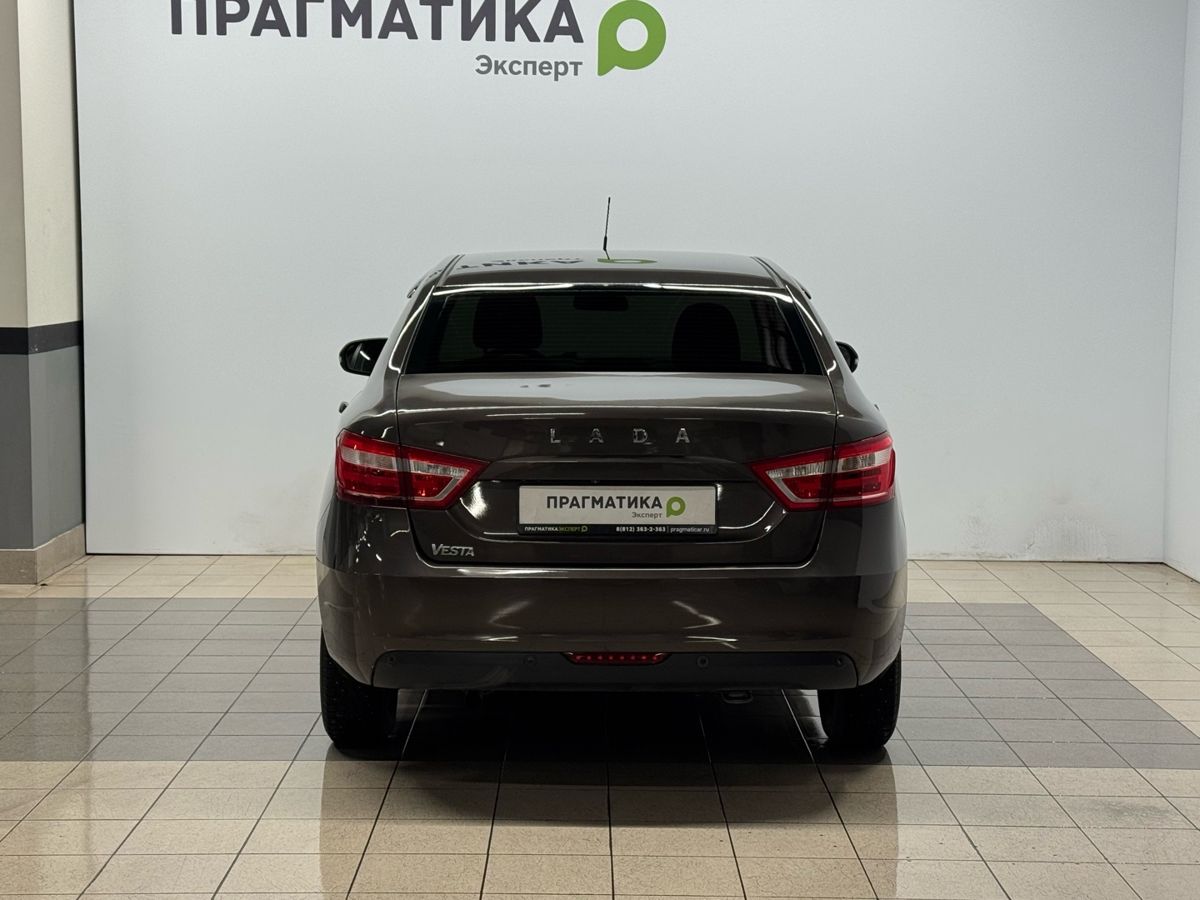 Lada Vesta Luxe (2019-2021) 2022 г.в., 71 500 км.