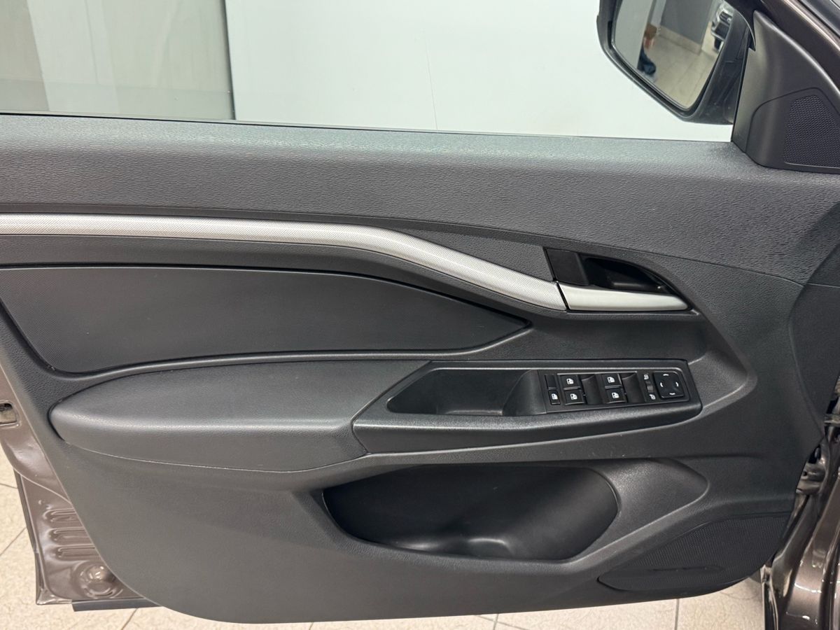 Lada Vesta Luxe (2019-2021) 2022 г.в., 71 500 км.