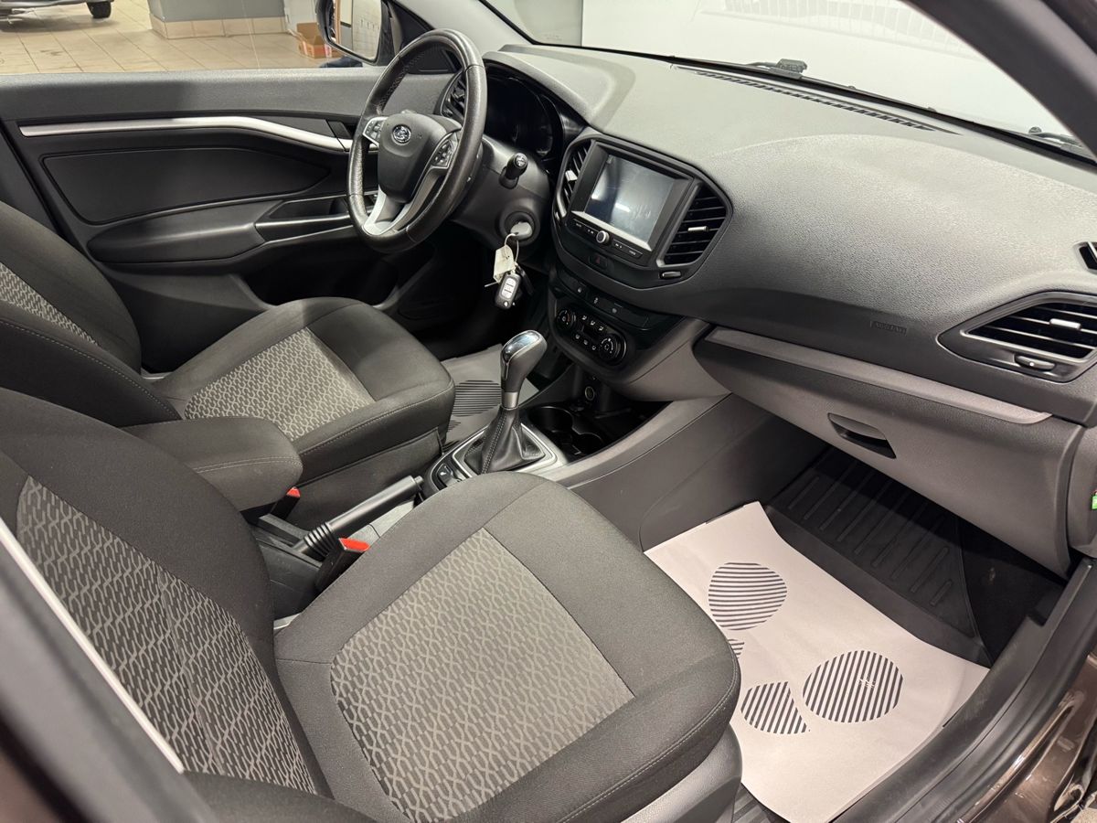 Lada Vesta Luxe (2019-2021) 2022 г.в., 71 500 км.