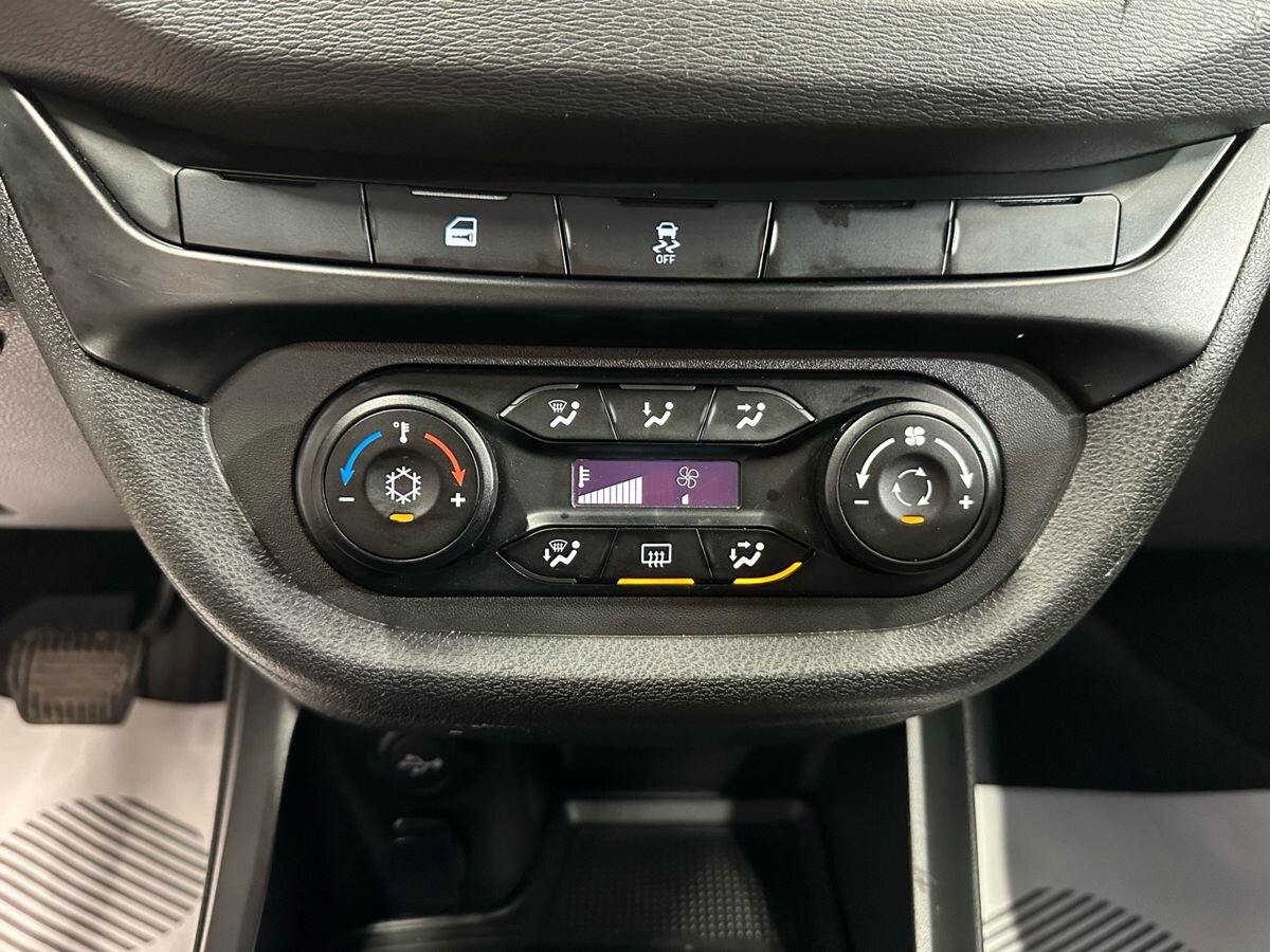 Lada Vesta Luxe Multimedia (2018-2019) 2018 г.в., 178 000 км.