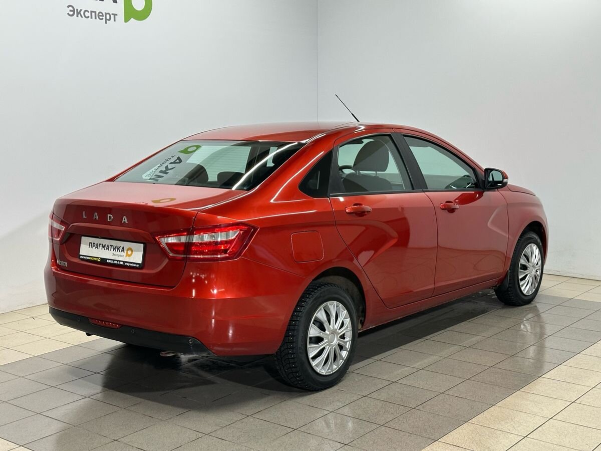 Lada Vesta Luxe Multimedia (2018-2019) 2018 г.в., 178 000 км.