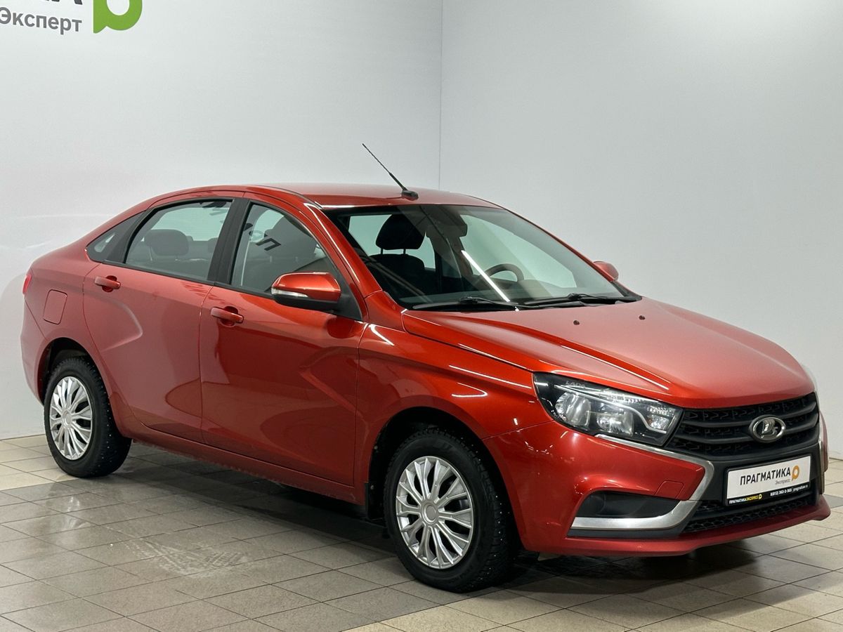 Lada Vesta Luxe Multimedia (2018-2019) 2018 г.в., 178 000 км.