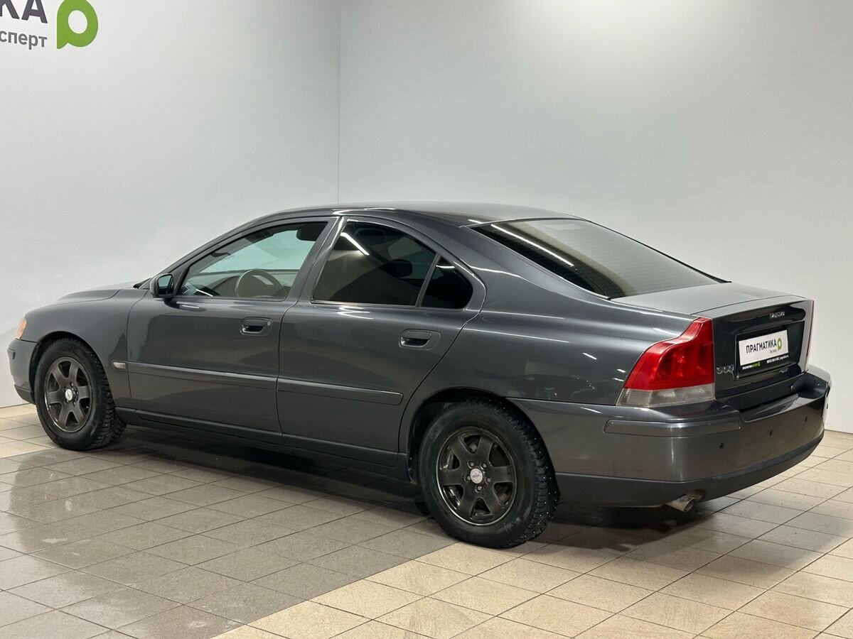 Volvo S60 999 2005 г.в., 164 000 км.