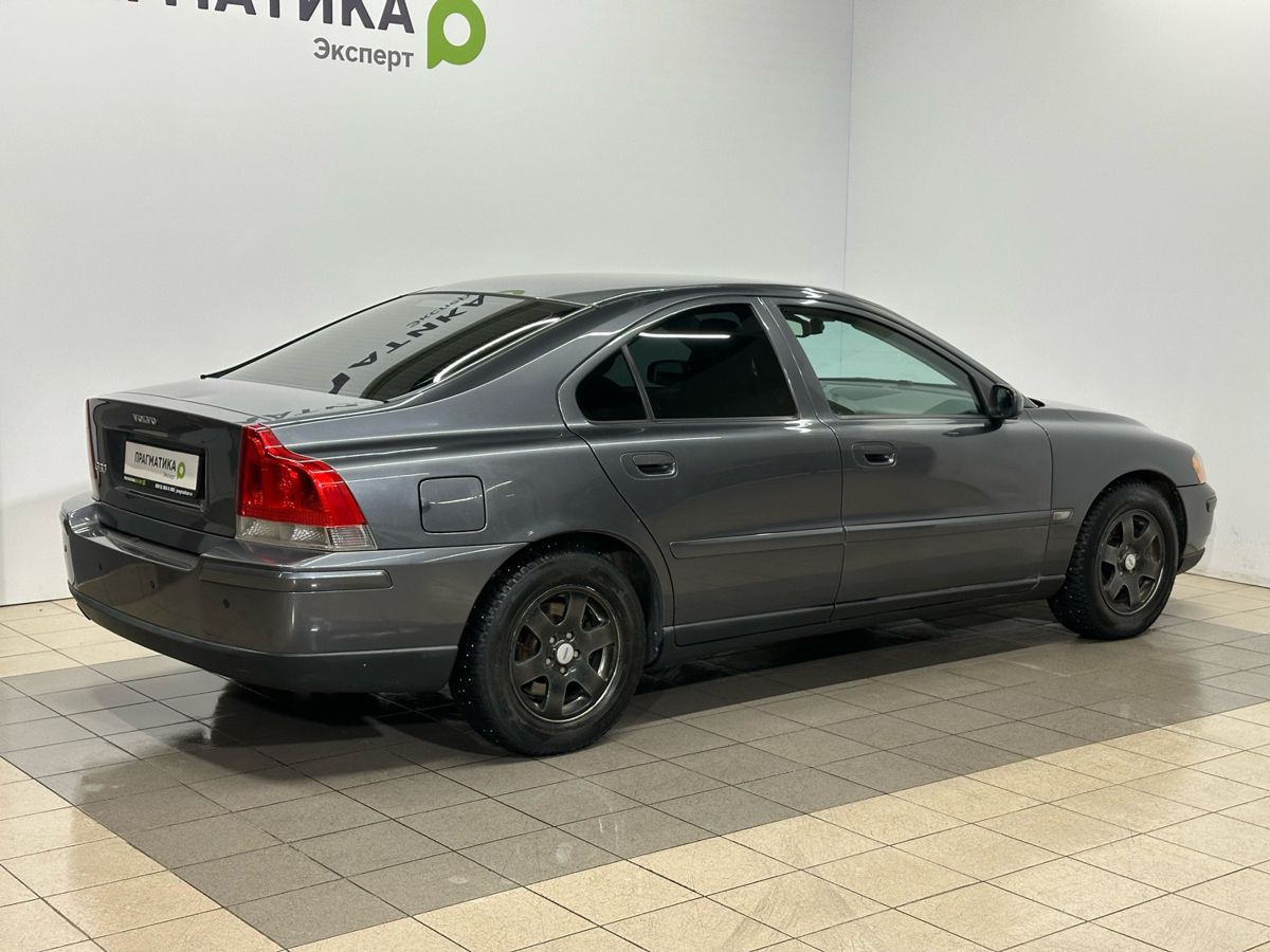Volvo S60 999 2005 г.в., 164 000 км.