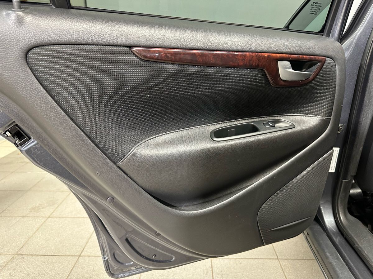 Volvo S60 999 2005 г.в., 164 000 км.