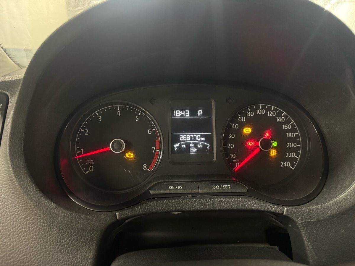 Volkswagen Polo Highline 15-18 2016 г.в., 280 000 км.