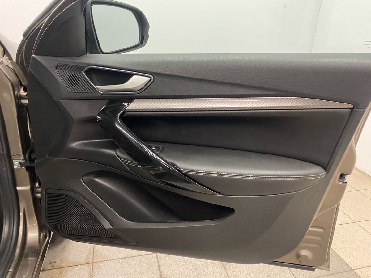 Lada Vesta 999 2025 г.в., 4 389 км.