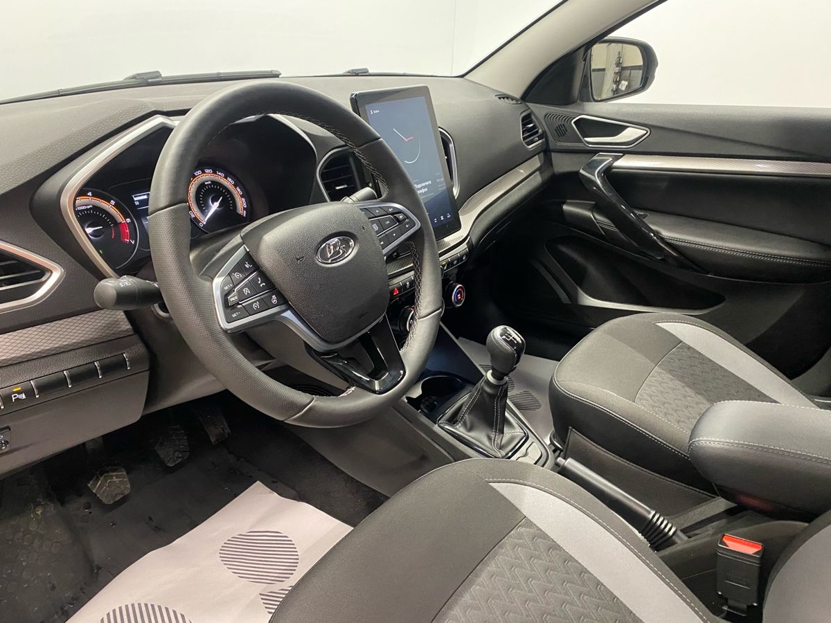 Lada Vesta 999 2025 г.в., 4 389 км.