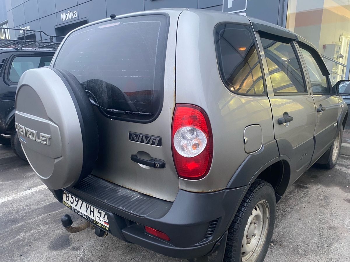 Chevrolet Niva L 2011 г.в., 128 000 км.
