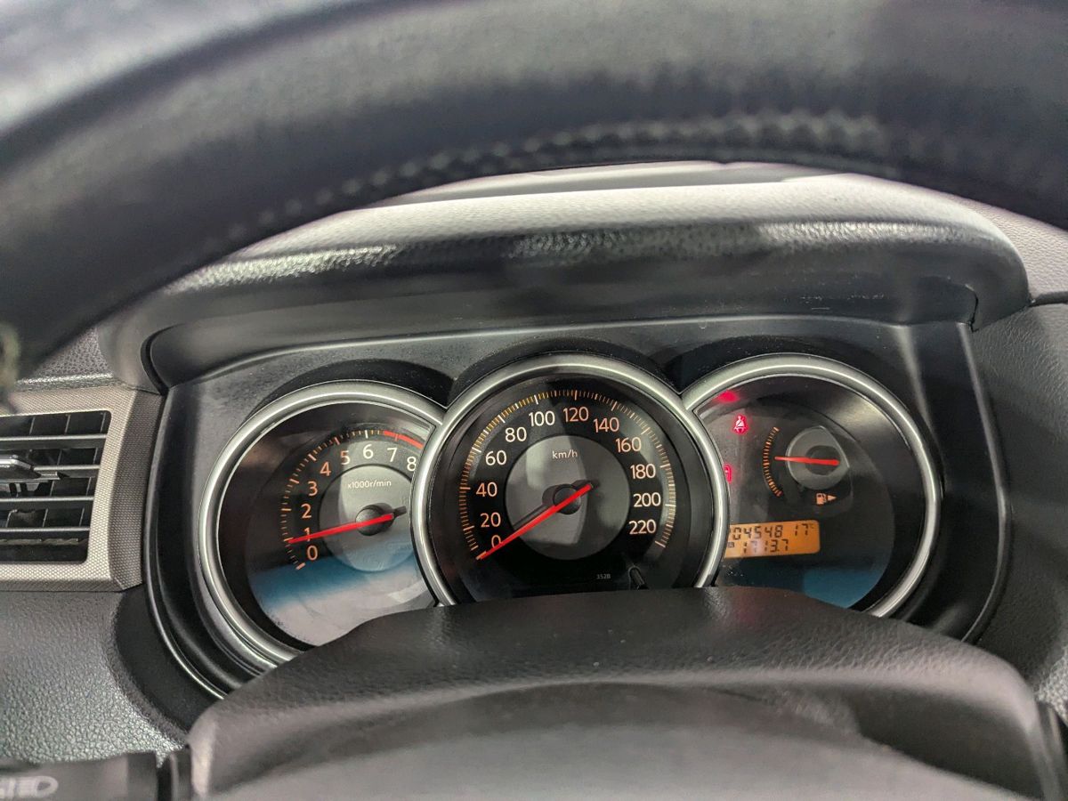 Nissan Tiida 999 2008 г.в., 204 548 км.