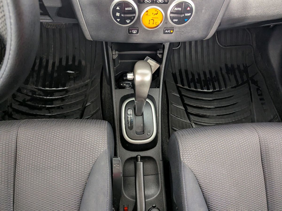 Nissan Tiida 999 2008 г.в., 204 548 км.