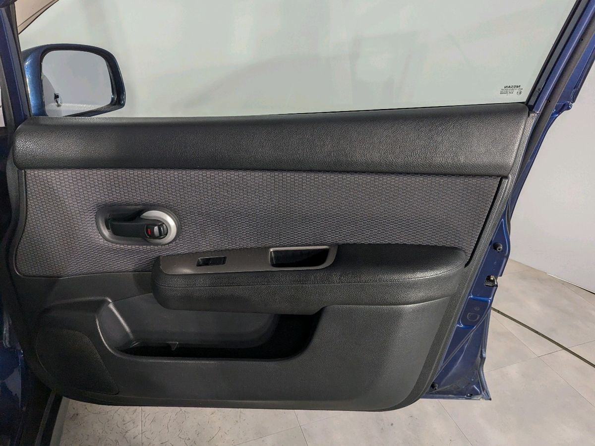 Nissan Tiida 999 2008 г.в., 204 548 км.