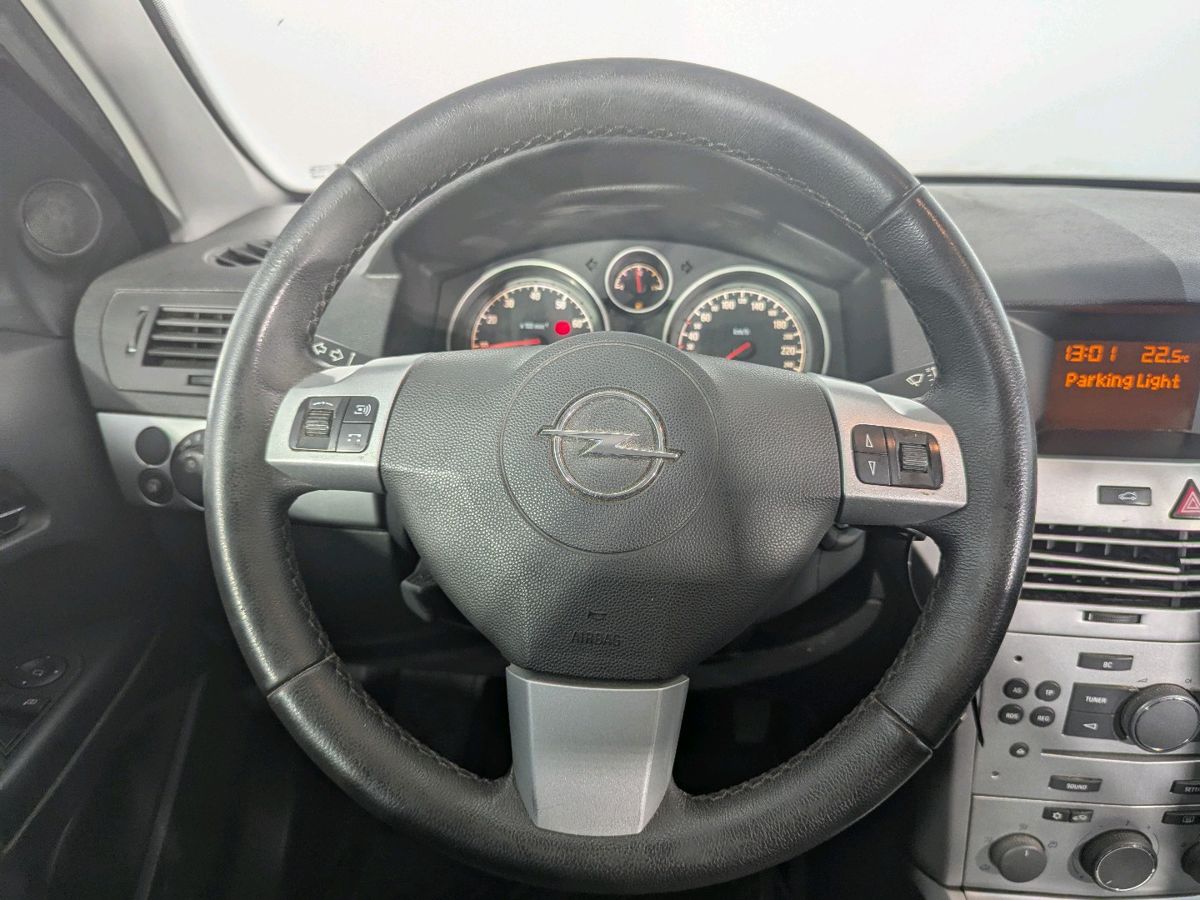 Opel Astra Enjoy 2012 г.в., 240 000 км.