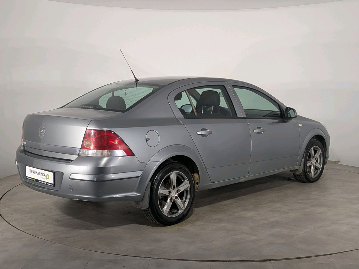 Opel Astra Enjoy 2012 г.в., 240 000 км.