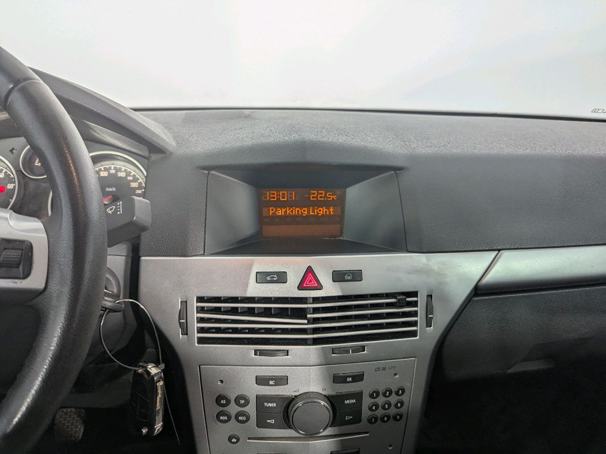 Opel Astra Enjoy 2012 г.в., 240 000 км.