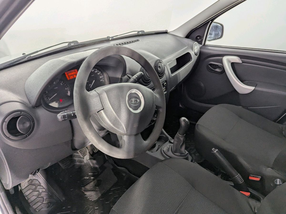 Lada Largus Classic (5 мест Air conditioner) 2017 г.в., 135 391 км.