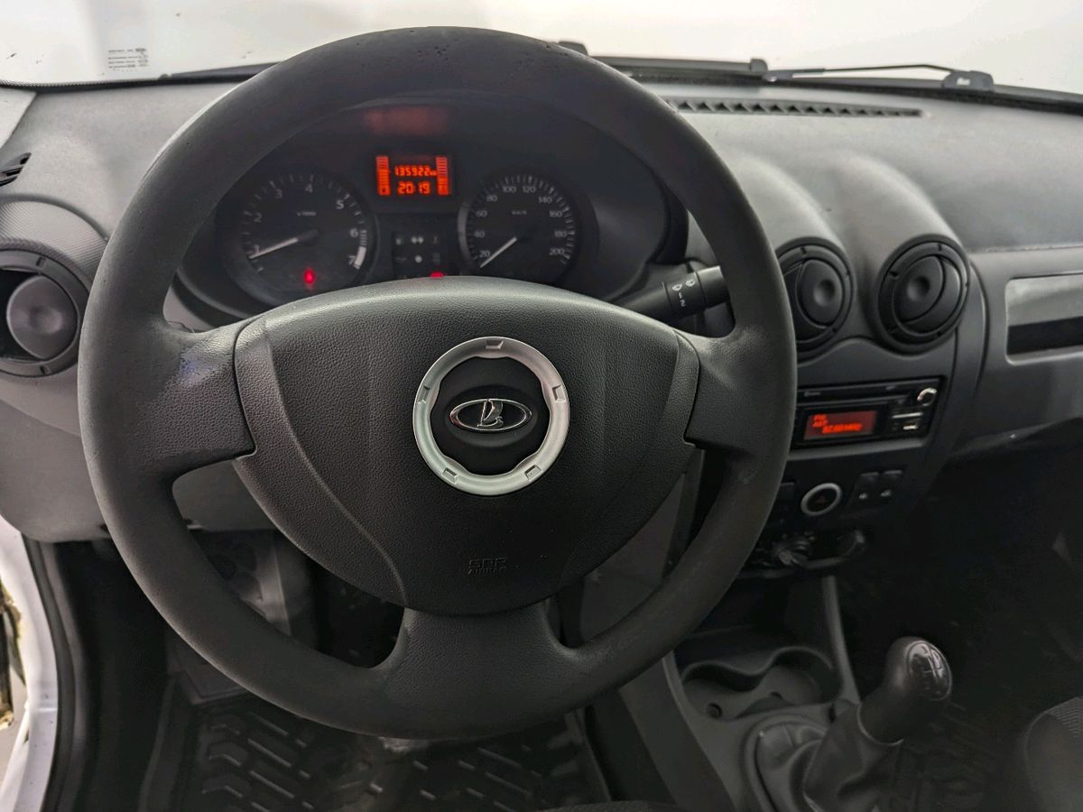 Lada Largus Classic (5 мест Air conditioner) 2017 г.в., 135 391 км.