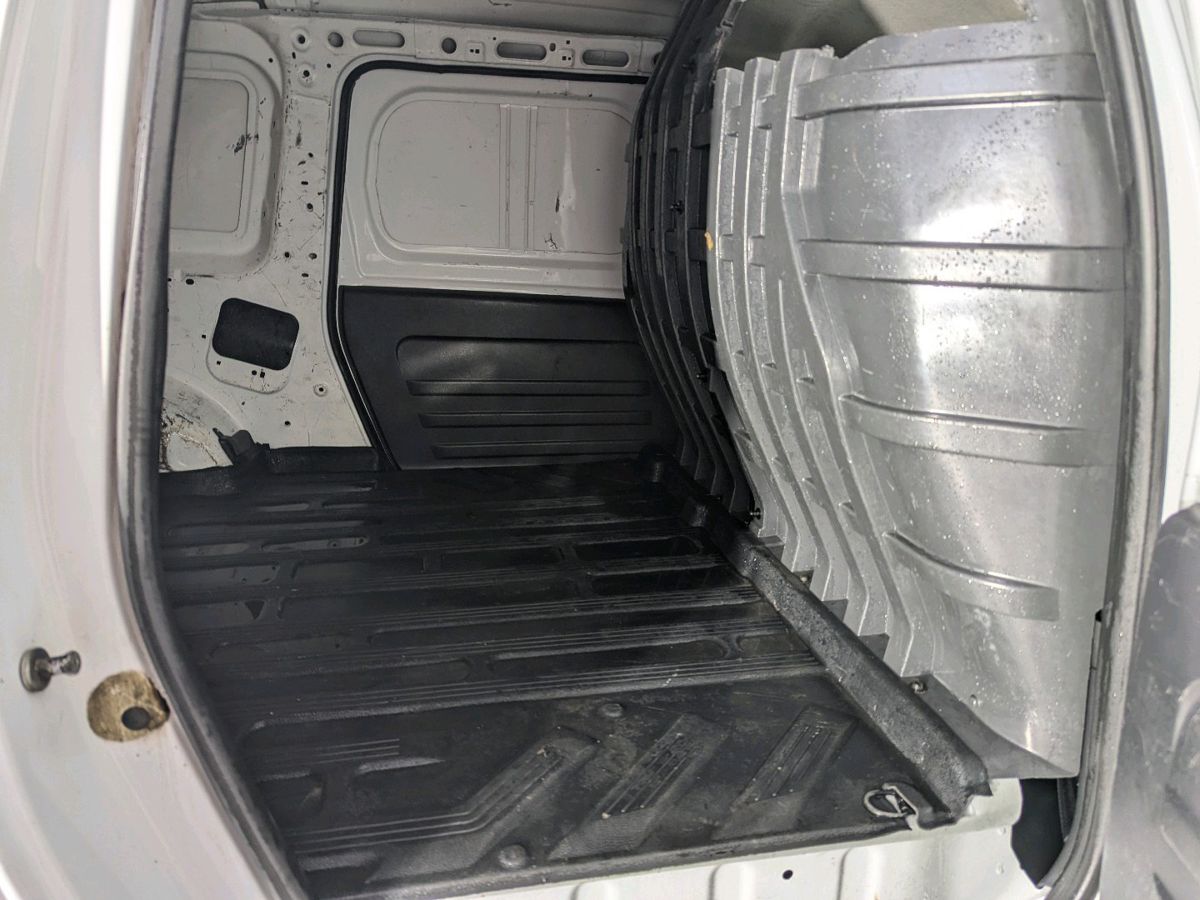 Lada Largus Classic (5 мест Air conditioner) 2017 г.в., 135 391 км.