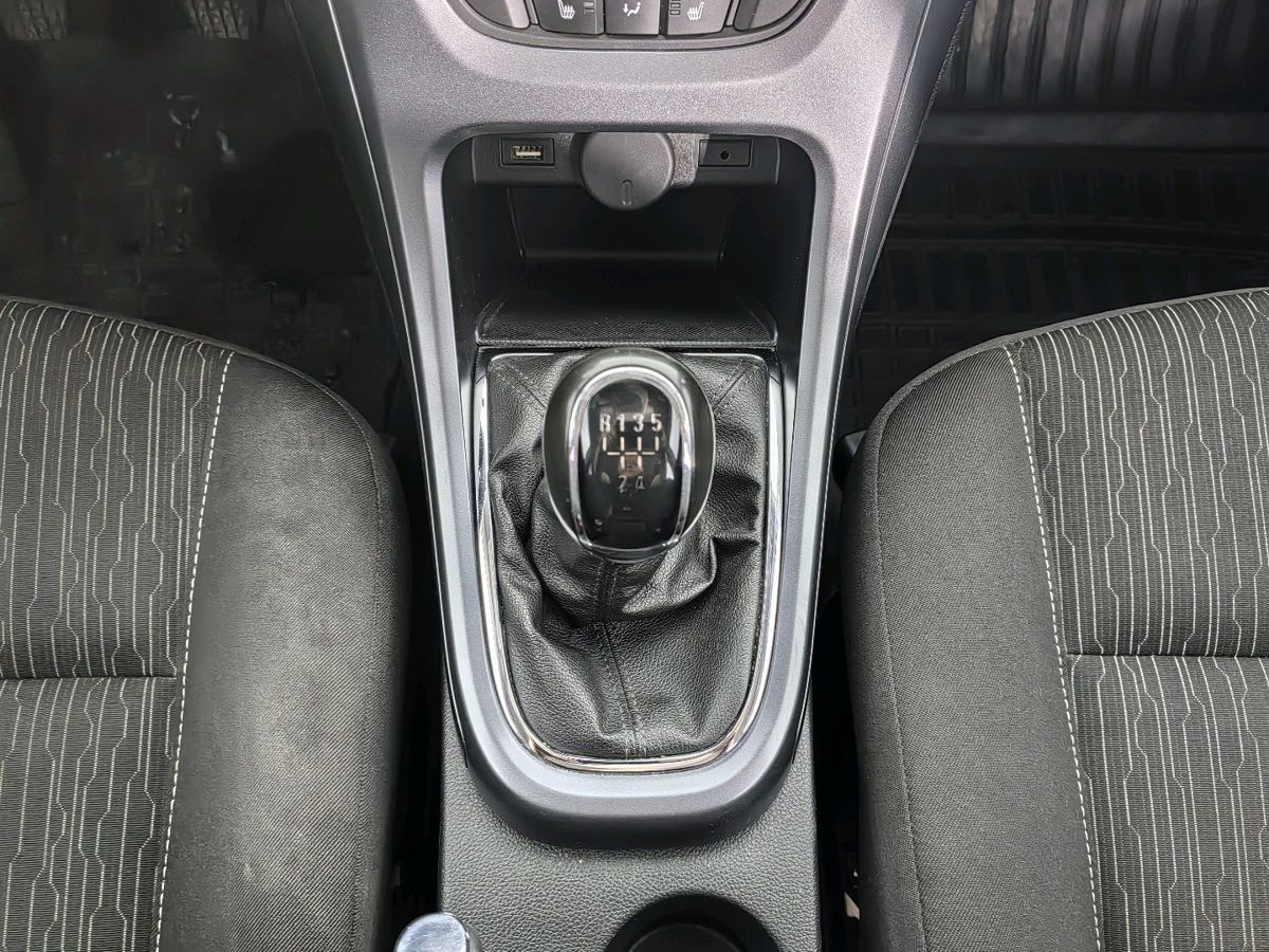 Opel Astra Active 2013 г.в., 97 087 км.