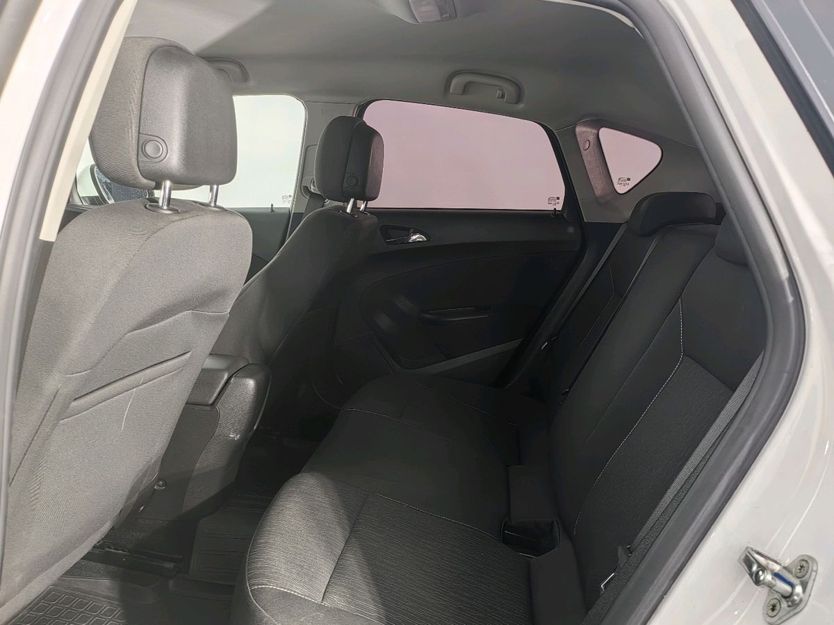 Opel Astra Active 2013 г.в., 97 087 км.