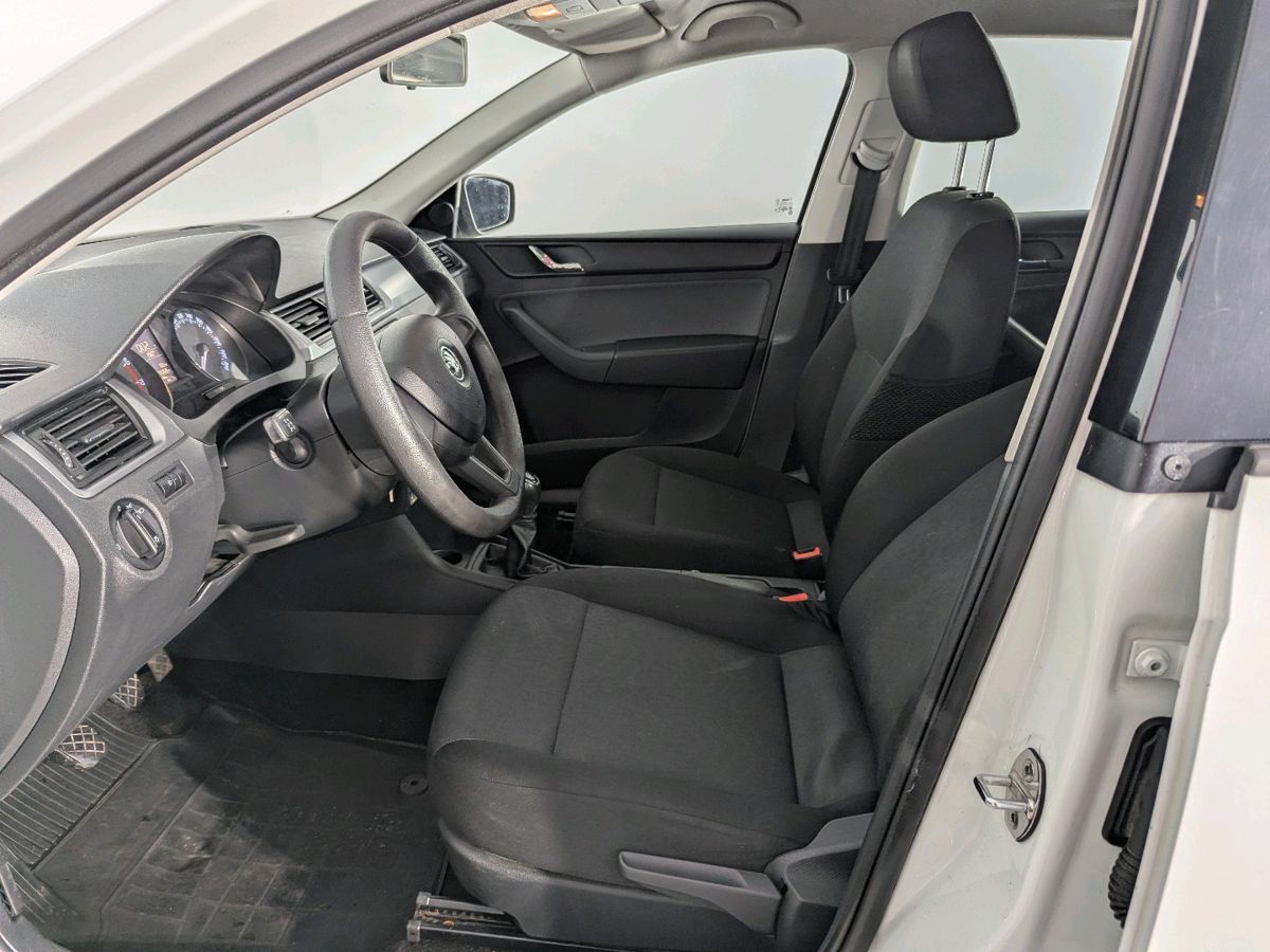Skoda Rapid Active 2016 г.в., 208 068 км.