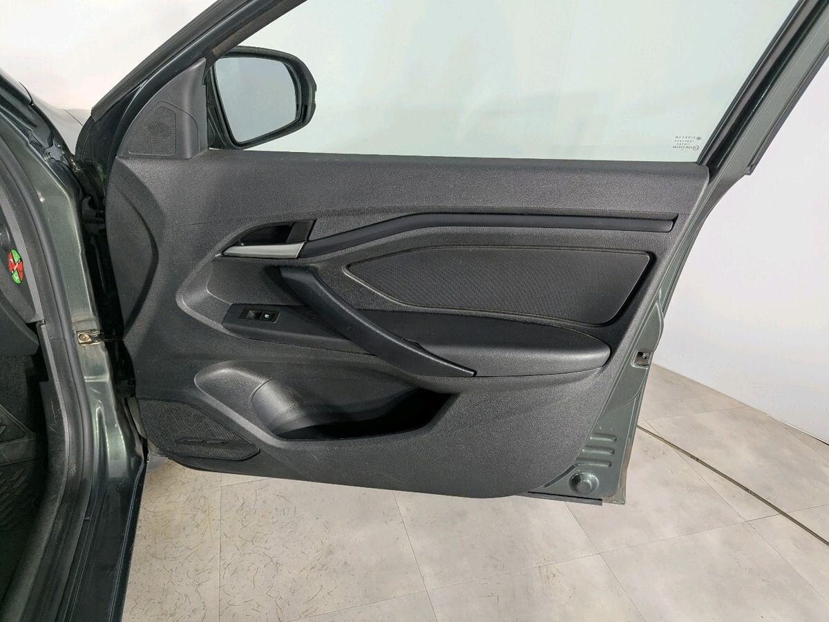Lada Vesta Comfort (2016-2018) 2017 г.в., 97 906 км.