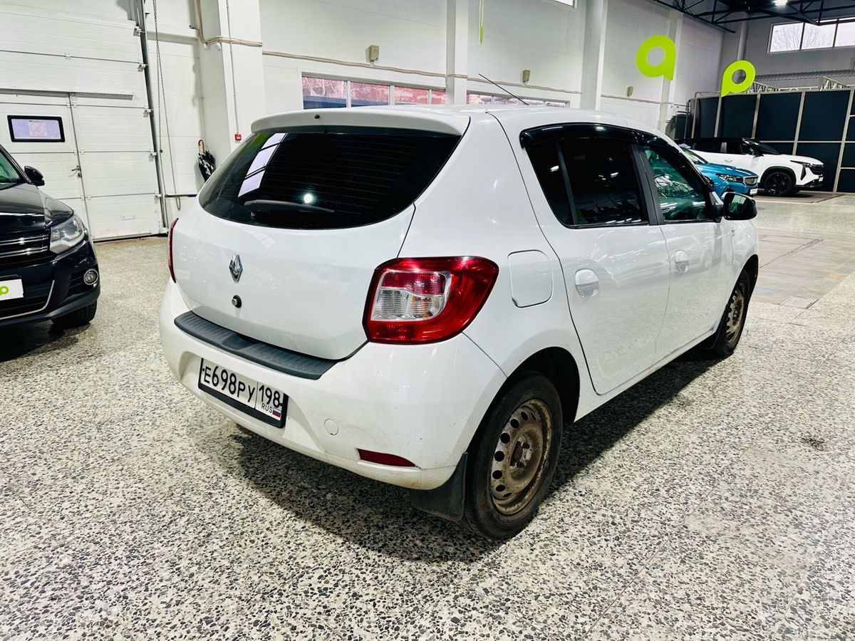 Renault Sandero 999 2014 г.в., 173 893 км.