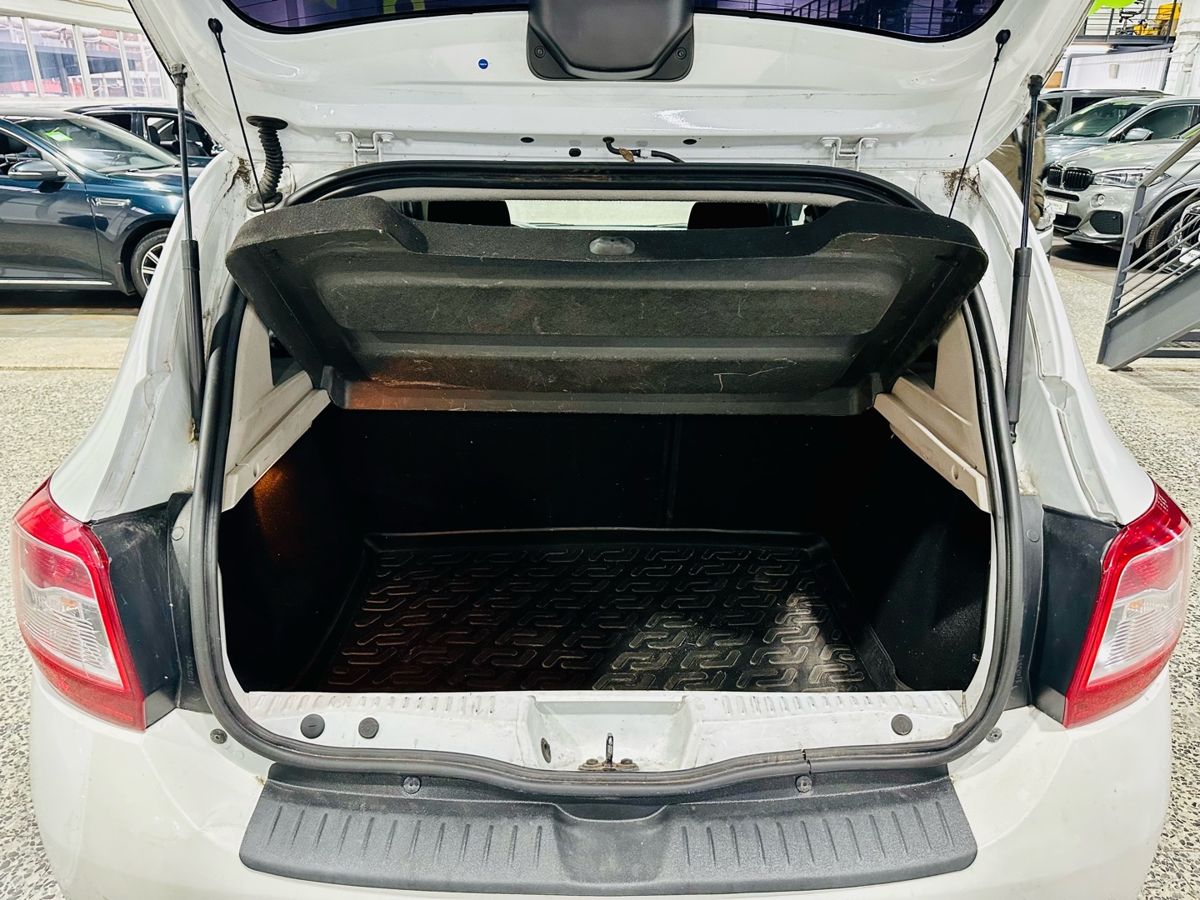 Renault Sandero 999 2014 г.в., 173 893 км.