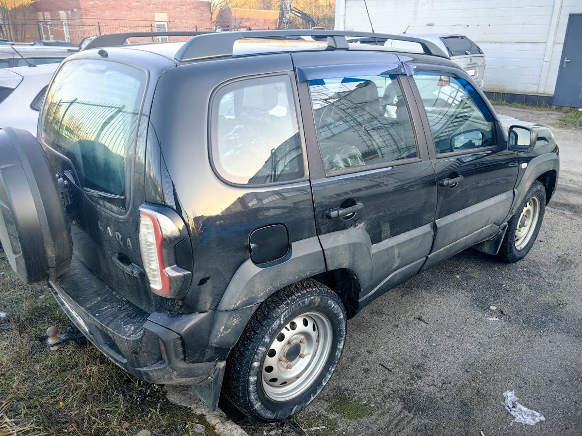 Lada Niva Travel Comfort'24 + Мультимедиа'24 2023 г.в., 38 500 км.