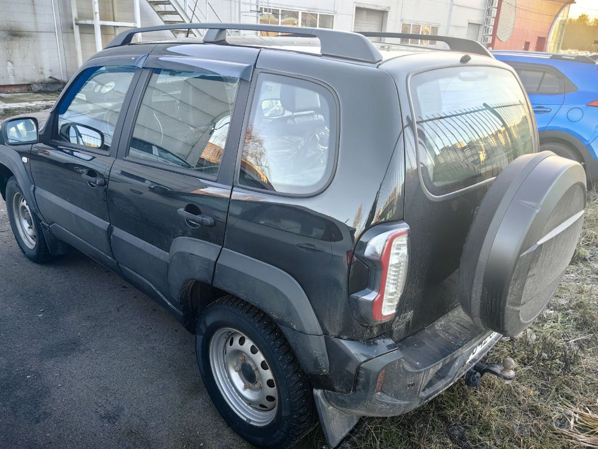 Lada Niva Travel Comfort'24 + Мультимедиа'24 2023 г.в., 38 500 км.