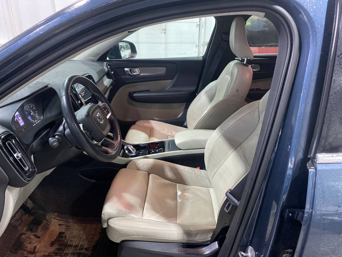 Volvo XC40 Inscription 2021 г.в., 125 000 км.