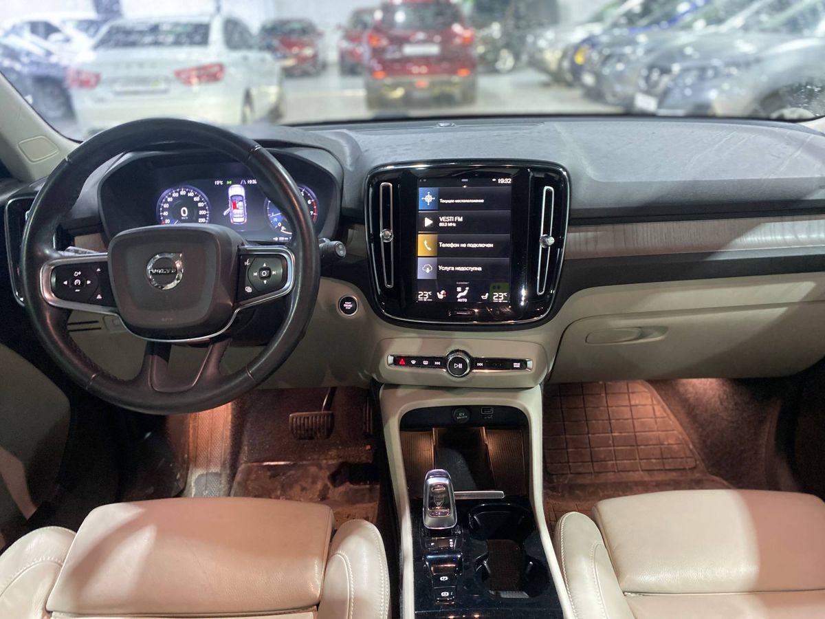 Volvo XC40 Inscription 2021 г.в., 125 000 км.