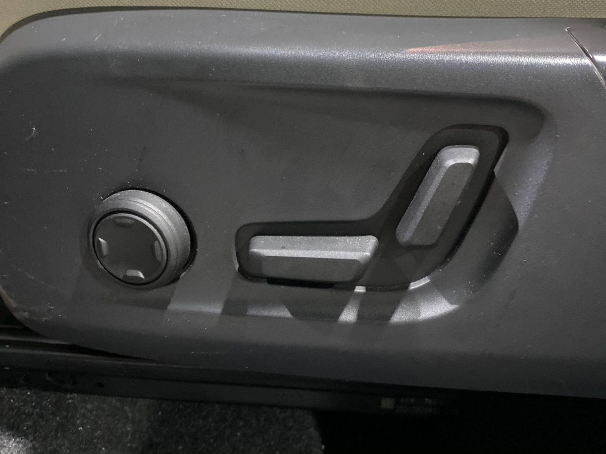 Volvo XC40 Inscription 2021 г.в., 125 000 км.