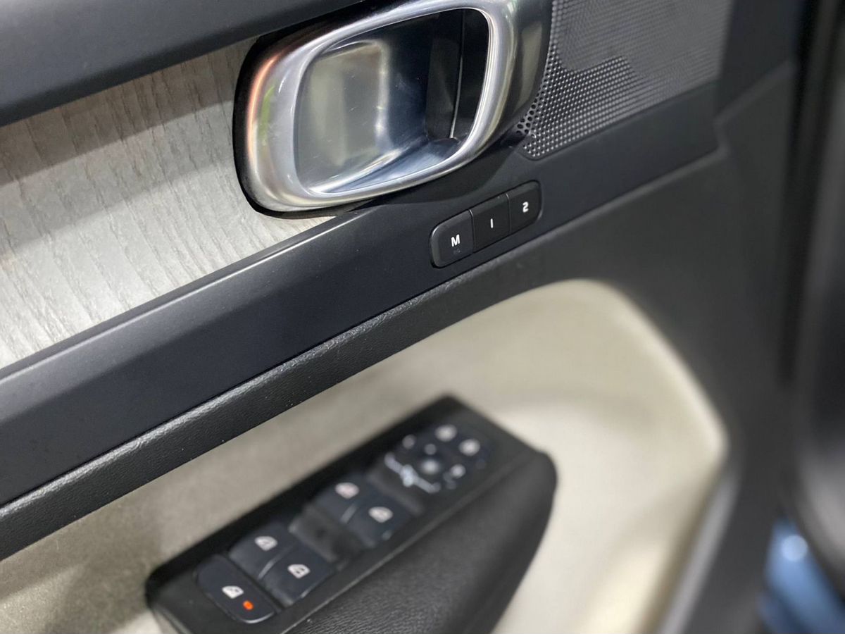 Volvo XC40 Inscription 2021 г.в., 125 000 км.