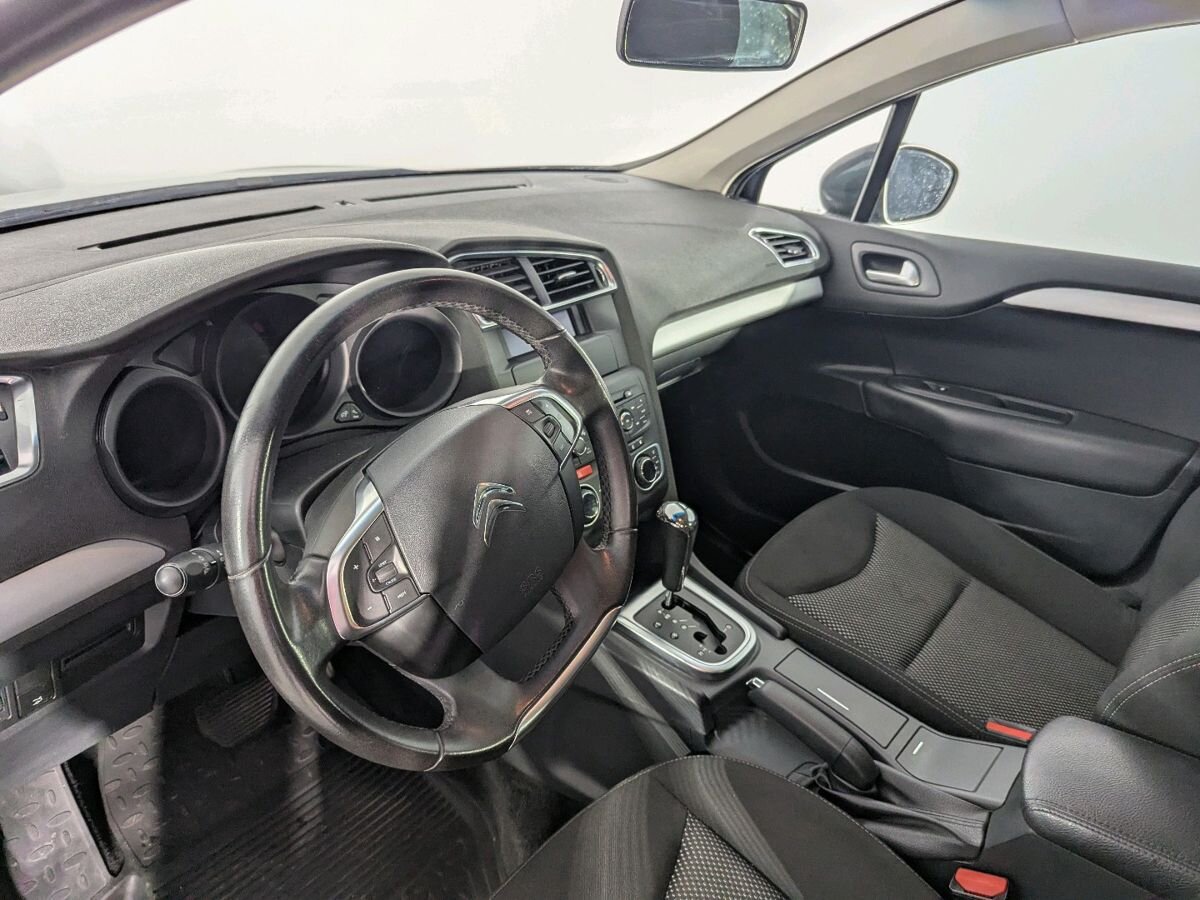 Citroen C4 Exclusive 2015 г.в., 153 283 км.