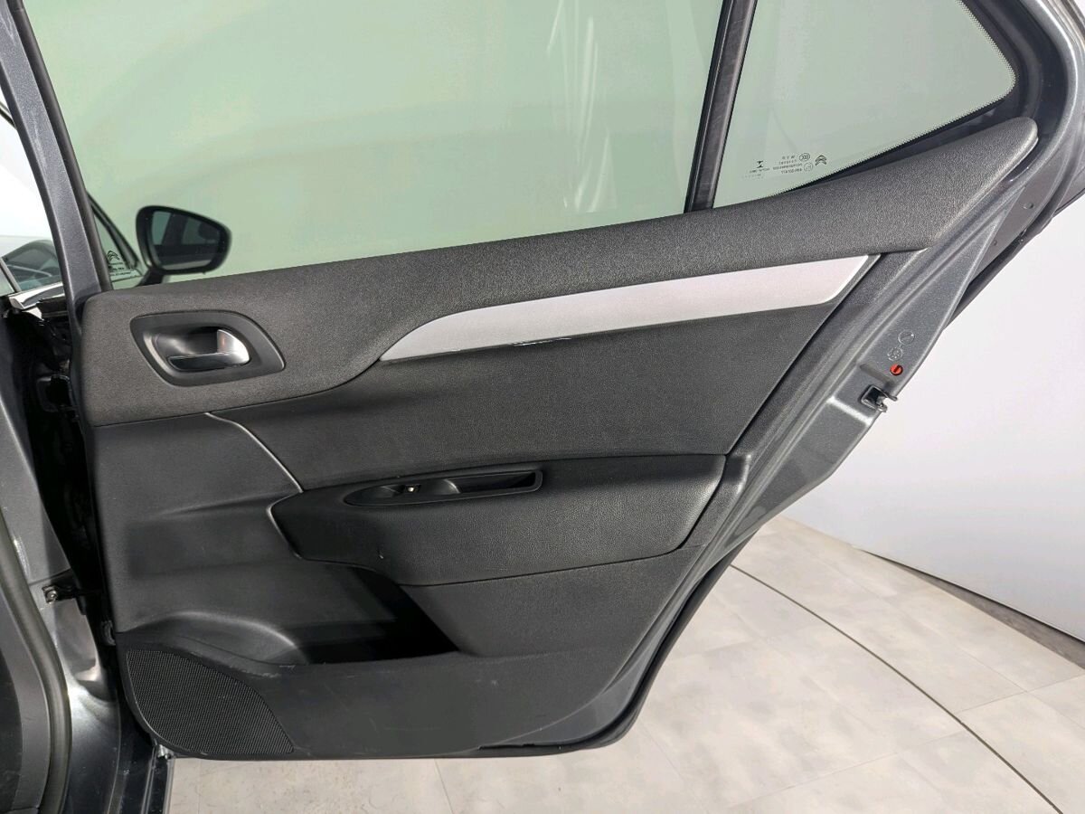 Citroen C4 Exclusive 2015 г.в., 153 283 км.