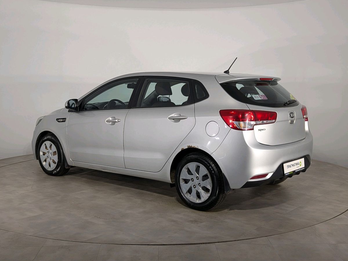 Kia Rio  2015 г.в., 131 576 км.