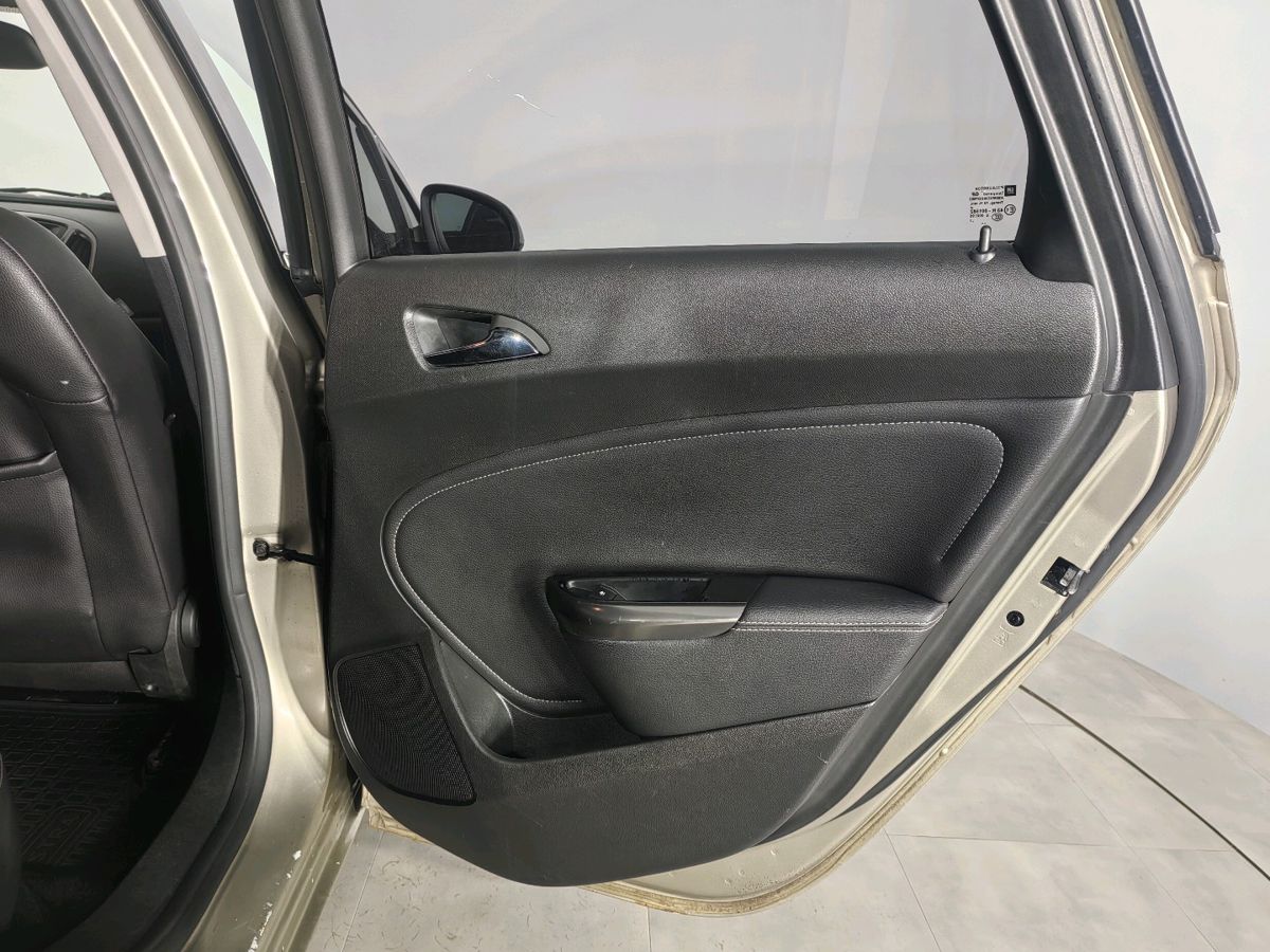 Opel Astra Enjoy 2011 г.в., 239 497 км.