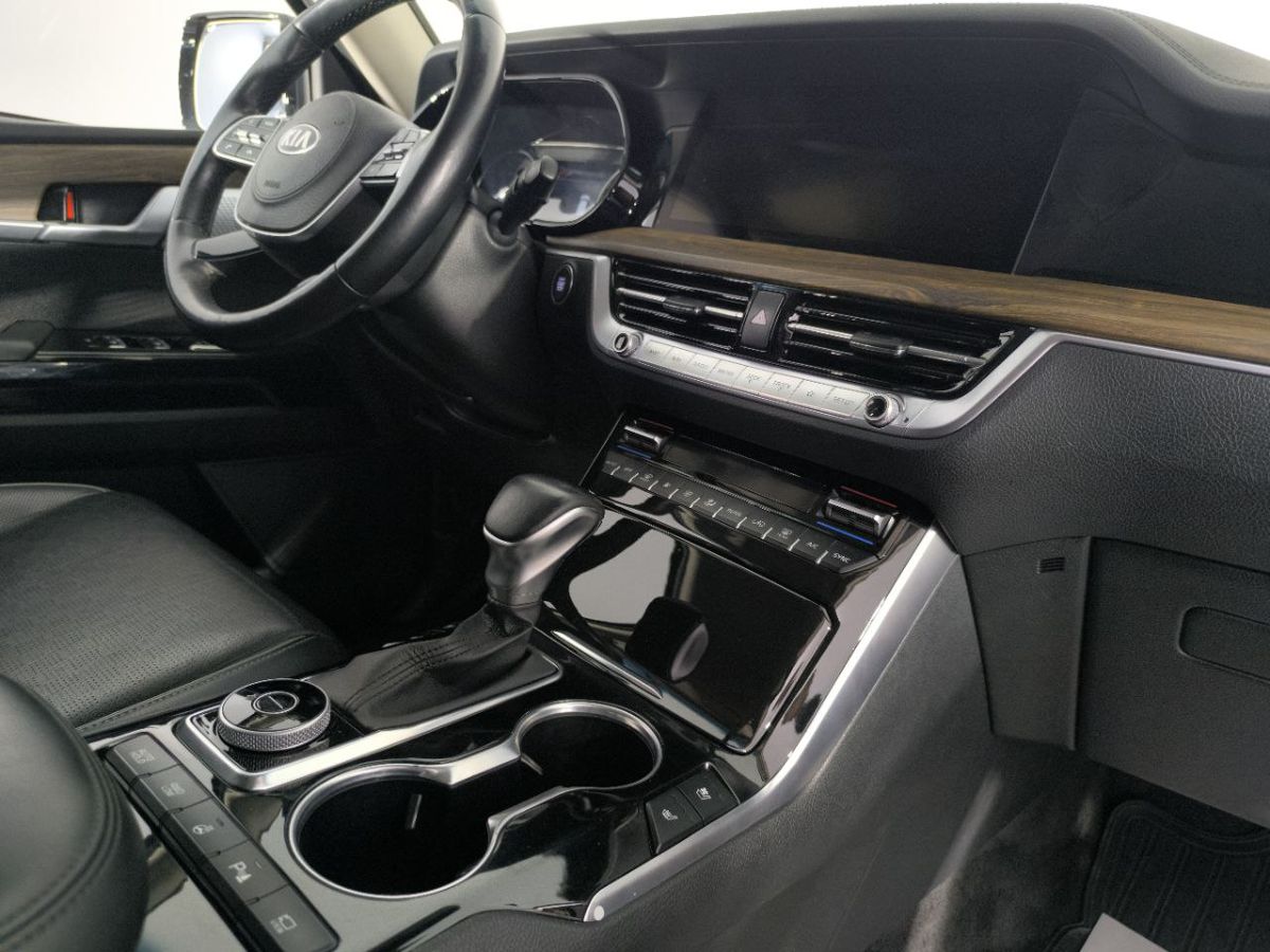 Kia Mohave Luxe (2020-2021) 2021 г.в., 103 930 км.