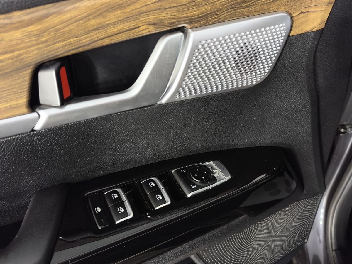 Kia Mohave Luxe (2020-2021) 2021 г.в., 103 930 км.