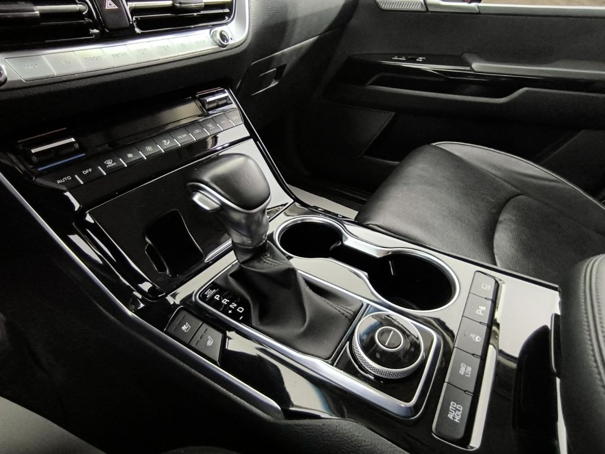 Kia Mohave Luxe (2020-2021) 2021 г.в., 103 930 км.
