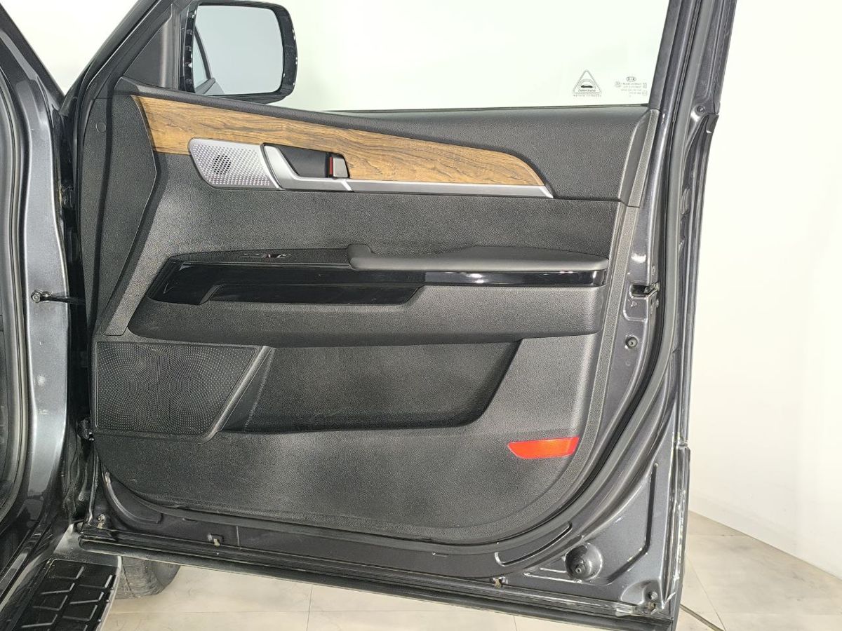 Kia Mohave Luxe (2020-2021) 2021 г.в., 103 930 км.